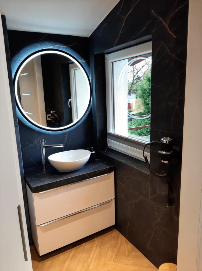 Apartament Willa Pod Sosnami Zator Przeciszow Εξωτερικό φωτογραφία